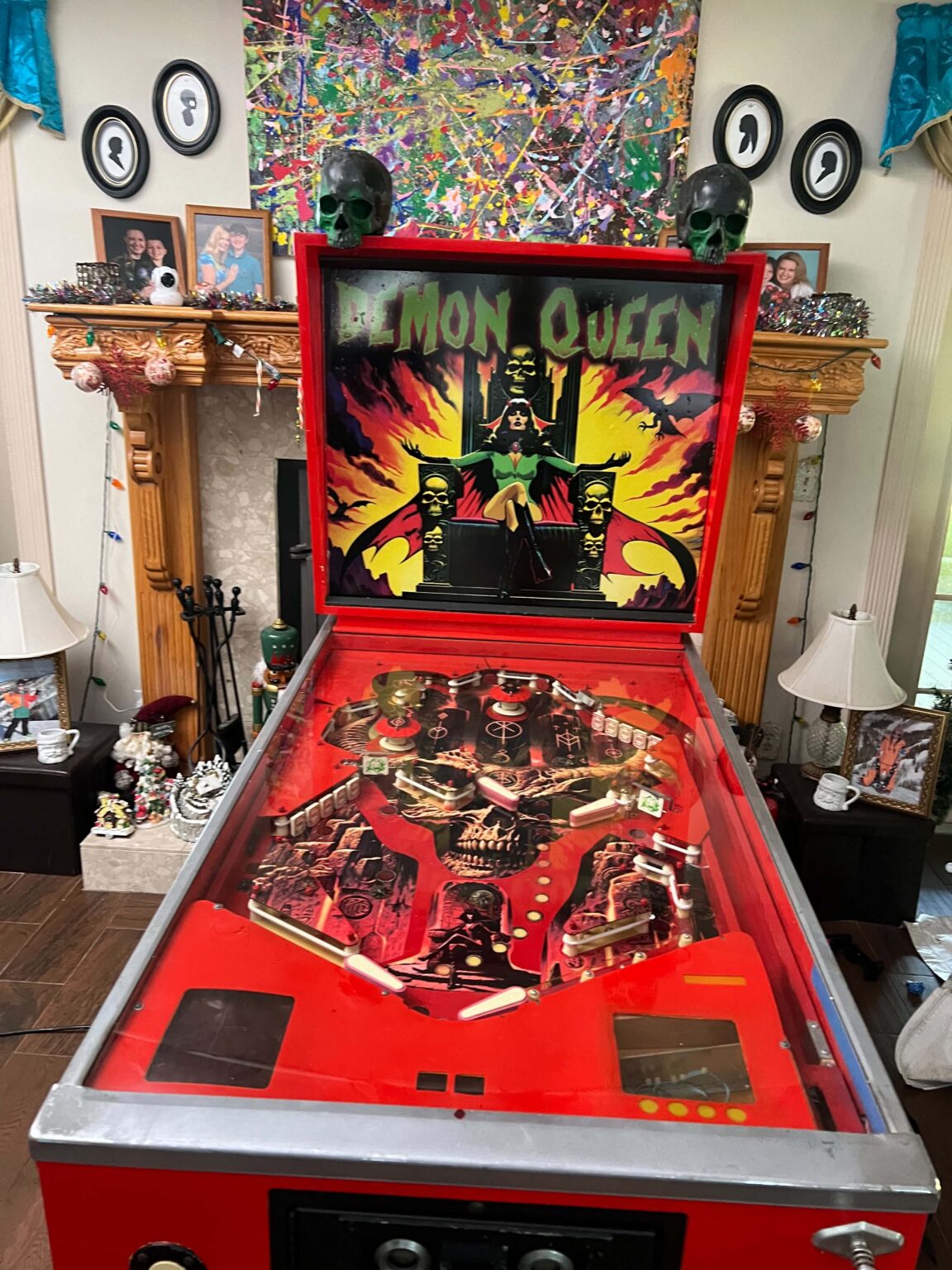 Quarter-Eating Chaos: ‘Demon Queen Pinball Machine’ starring Mike Ferguson, Joe Davison, Elissa Dowling, Renee Daw, and Francesco S. Viola goes full tilt on October 29th at Tampa Theatre’s 31 Days of Horror